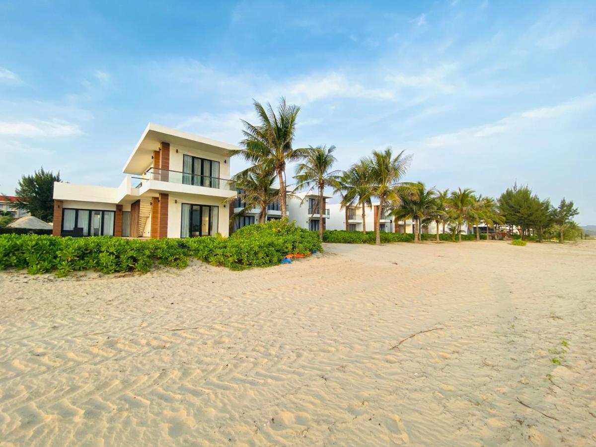 Biet Thu Mat Tien Bien Saint Simeon Resort فونج تاو المظهر الخارجي الصورة