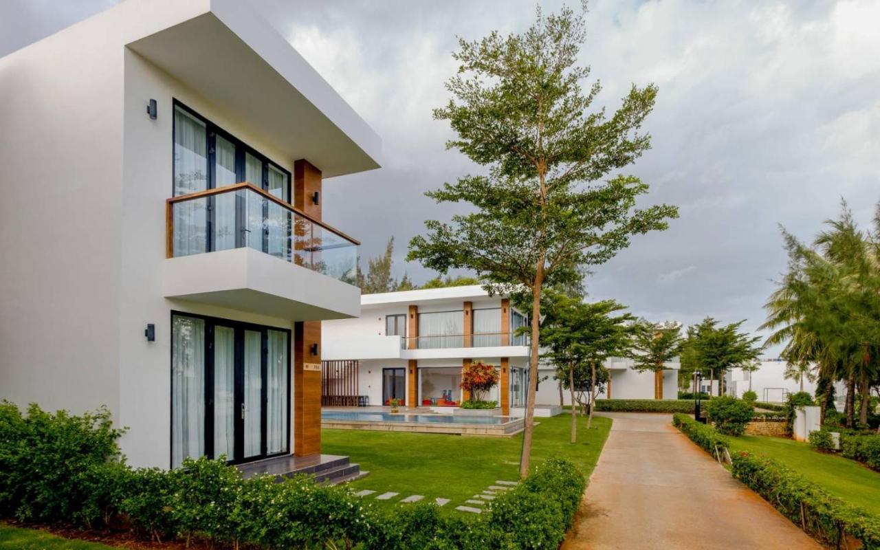 Biet Thu Mat Tien Bien Saint Simeon Resort فونج تاو المظهر الخارجي الصورة